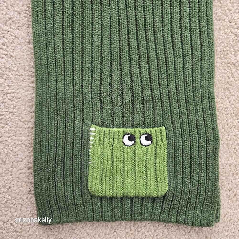 Anya Hindmarch x Uniqlo Heattech Knit Scarf Green